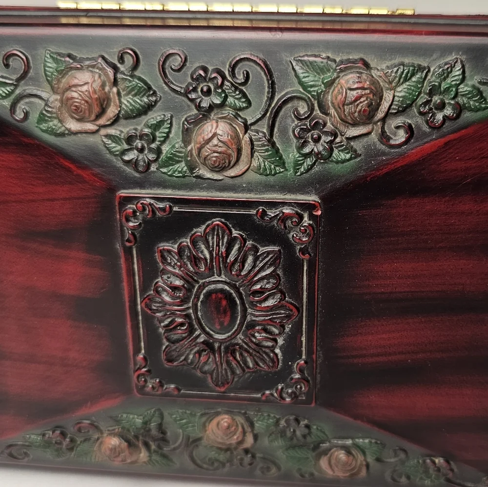🌹🌹⭐️ Rose Decor Jewelry Box ⭐️🌹🥀